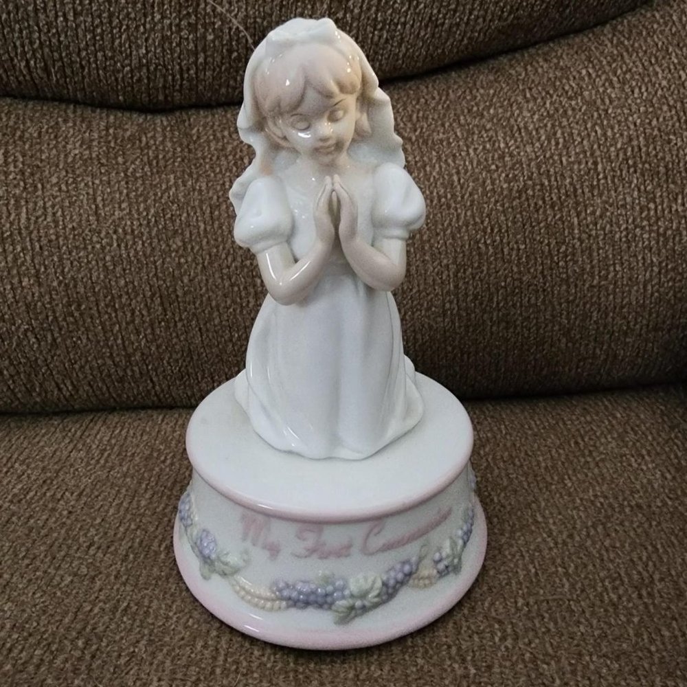 Musical First Communion Porcelain Girl